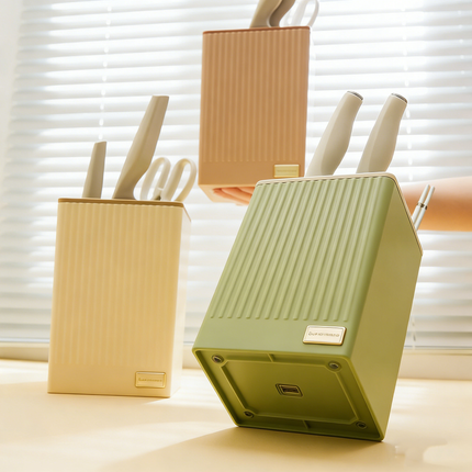 Spy C229GP Shaman Folding Knife 3.46" S30V Stonewashed Serrated Blade, Matte G10 Handles, Compression Lock